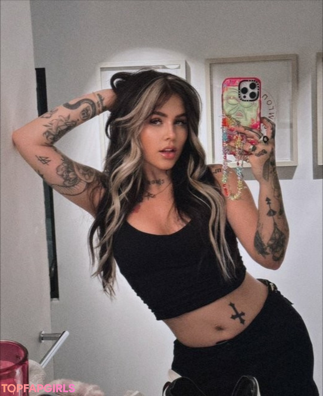 brunette onlyfans sexe hd des photos