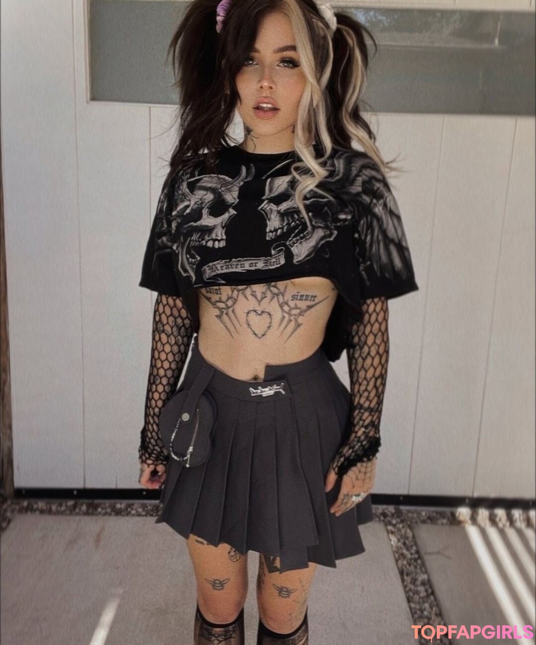 éjacule sur la langue onlyfans adulte parfait archive