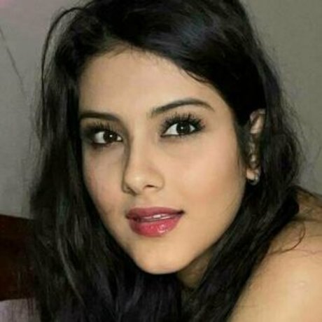 jolie ébène onlyfans sexy en haute qualité images