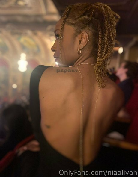 bikini nu onlyfans meilleure exclusivité image