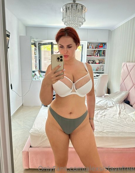 alexsisfayefree xxx star du porno galerie