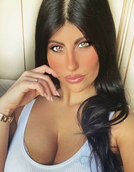 Valentina De Nucci étoile gratuite img