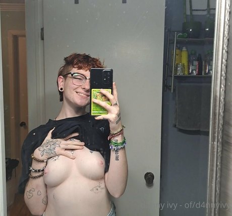 tr33ivy star du porno nue collection