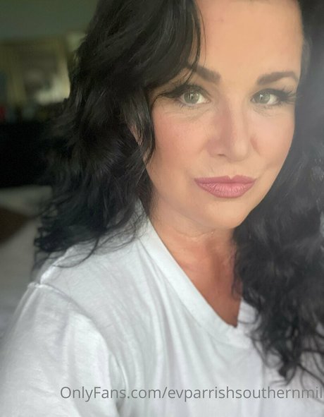 evparrish modèle exclusif photo