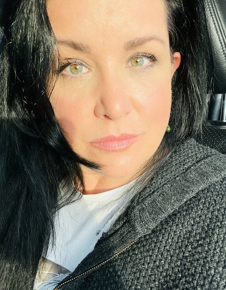 grand-mère onlyfans nus photos