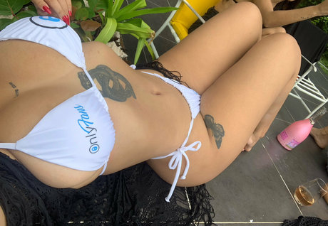 énorme gode onlyfans chaud gratuit photos