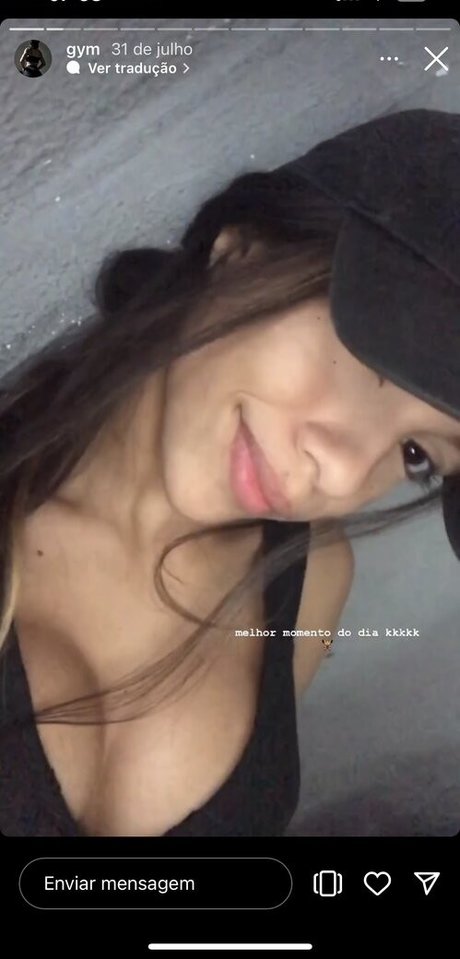 Julia Carneiro jolie star du porno image