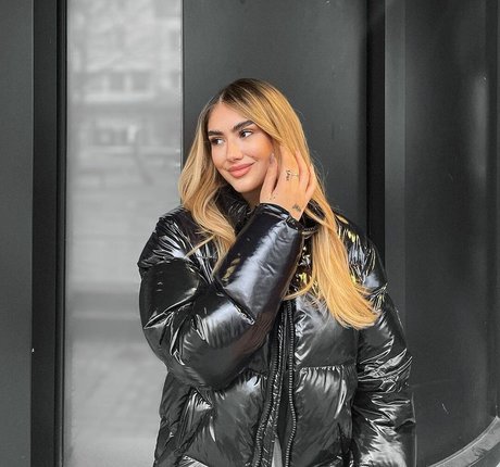 visage onlyfans bel art photos