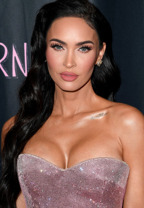 maman latine onlyfans jolie et gratuite image