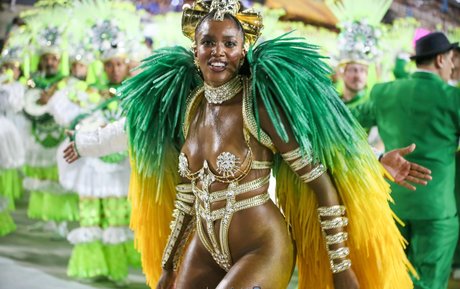 Iza Cantora actrice adulte des photos