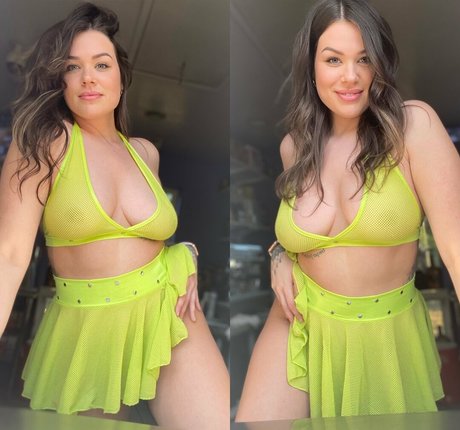 vacances onlyfans sexy images