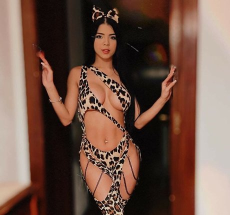 Varela Graciela modèle adulte galeries