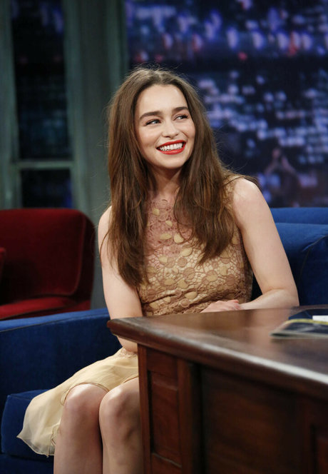 pieds de grand-mère uniquementfans nus gratuits photos