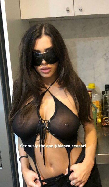 Bianca Censori étoile hd photo