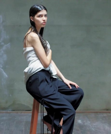 Bianca Censori étoile érotique images