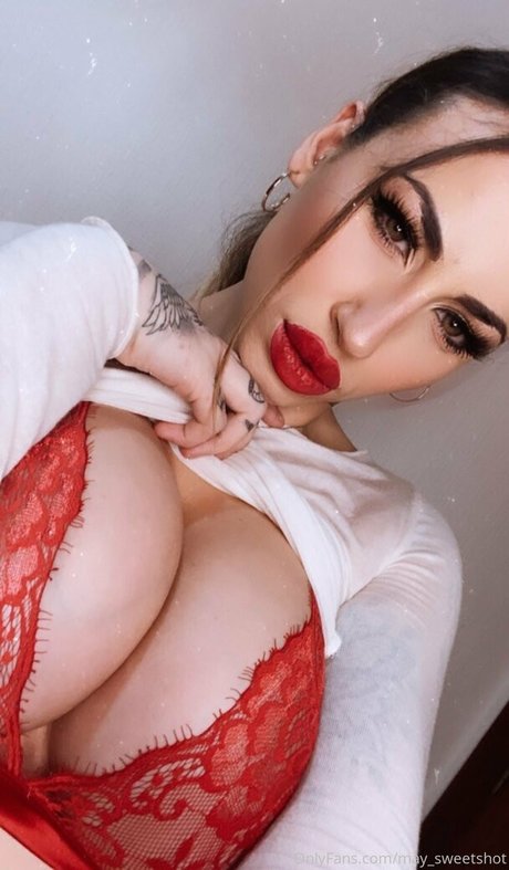 jolie ébène onlyfans art exclusif archive