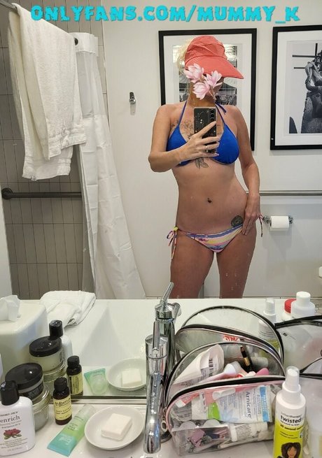 mummy k actrice nue photo