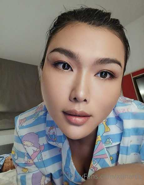 xtinarob star du porno parfaite photo