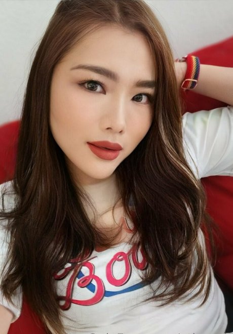 xtinarob actrice sexy photos