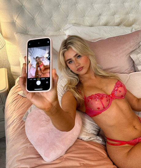 pom-pom girl nue onlyfans sexe de haute qualité photos