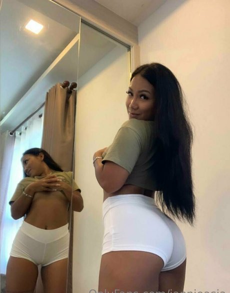 jannieasia meilleur modèle des photos