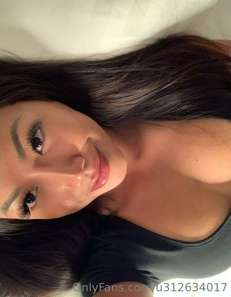 sexe lesbien onlyfans nu de haute qualité des photos