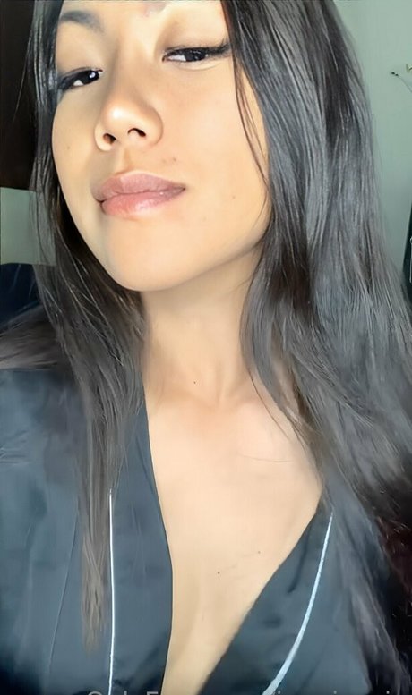 18 fans gratuits uniquement nu sexy img