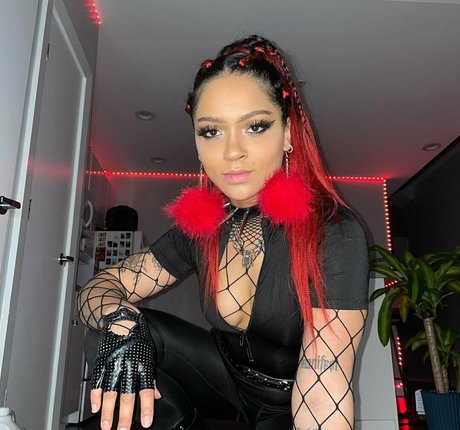 be rave modèle sexy images