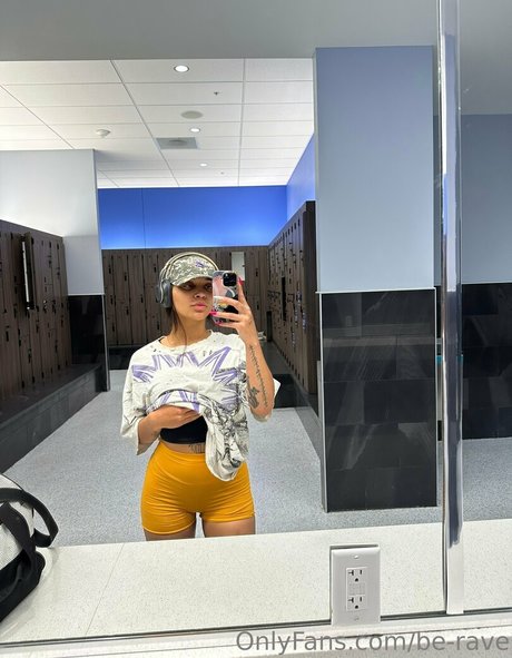 be rave mannequin image