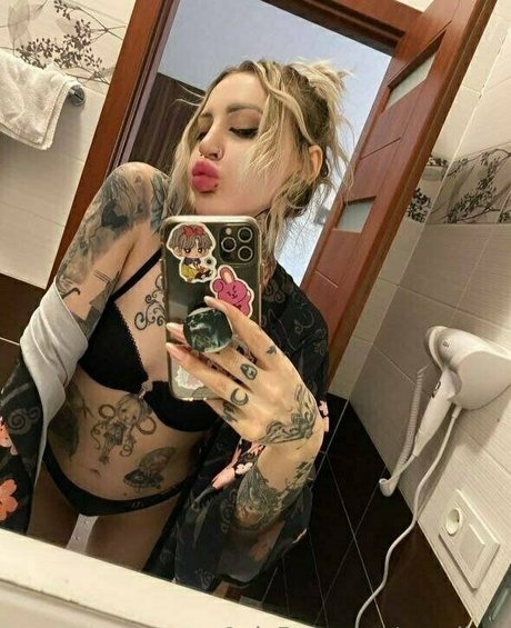 marrllaa jolie étoile photo