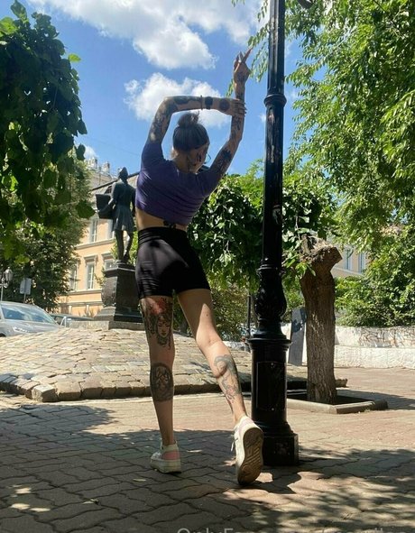 marrllaa modèle adulte images