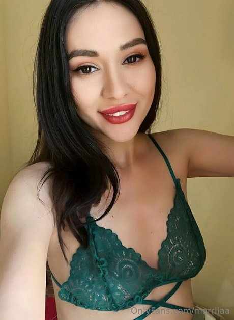 marrllaa jolie star du porno galerie