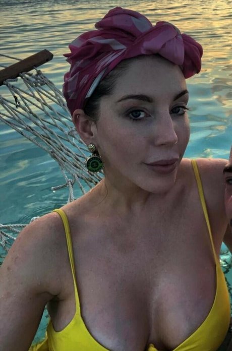 Katherine Ryan modèle gratuit archive