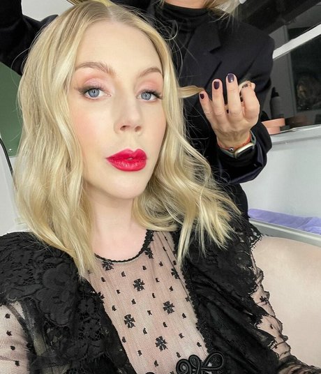 Katherine Ryan étoile érotique collection