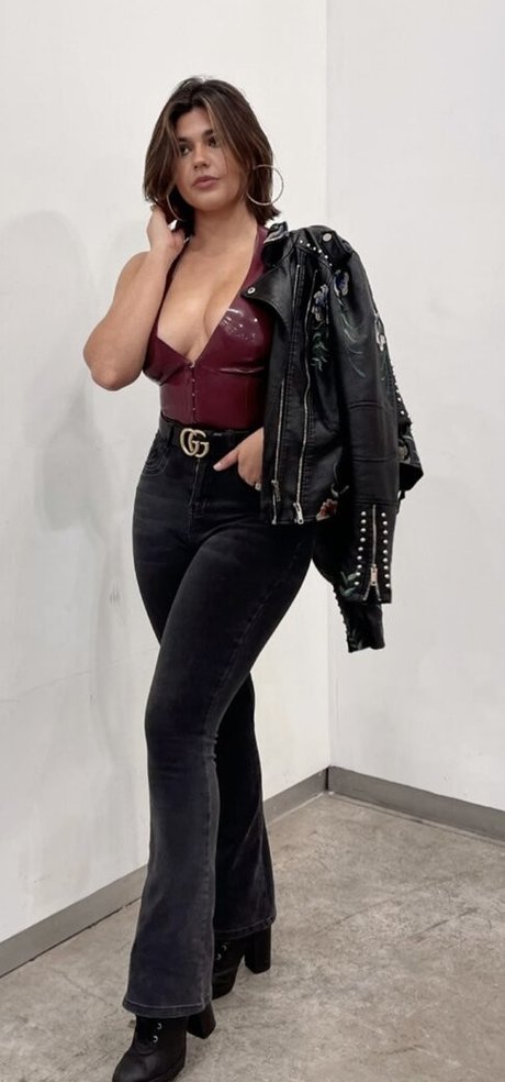 Amber Montana modèle gratuit des photos