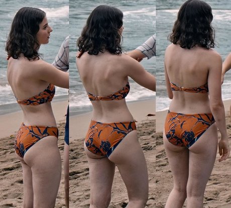 Thomasin Mckenzie art modèle galerie