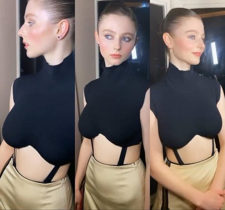 Thomasin Mckenzie haut modèle galerie