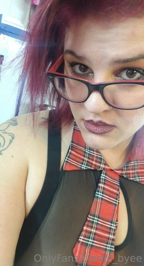 c byee actrice libre photos