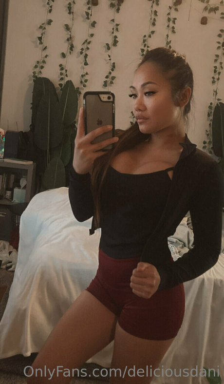 DeliciousDani mannequin archive