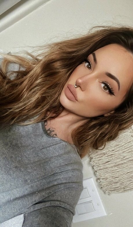 Brittany Zapata actrice porno images