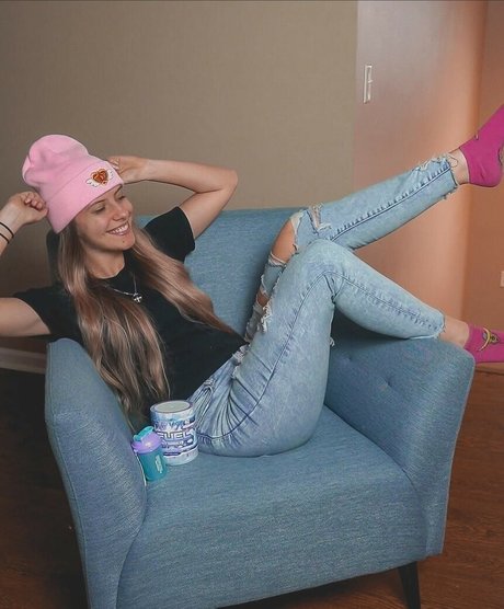 NoisyButters belle star du porno photos