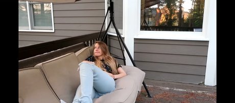 NoisyButters actrice pornographique photo