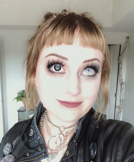 Mother Macabre actrice de grande qualité img