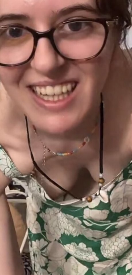 Jellycatfishing modèle nu collection