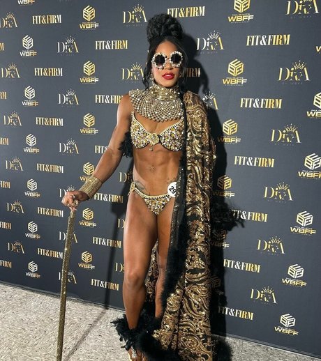 Bianca Belair modèle magnifique images