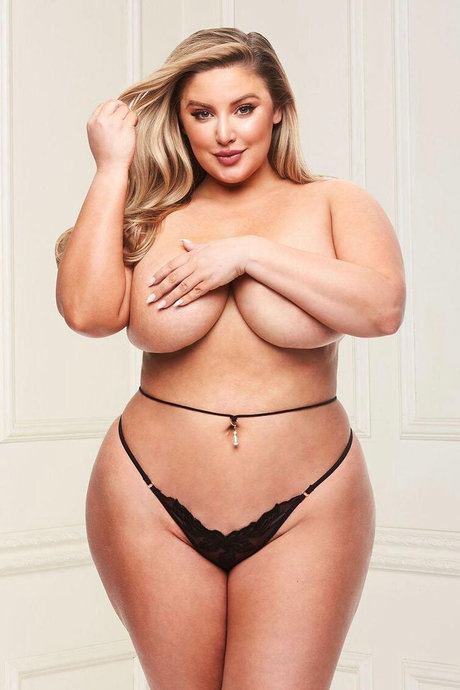 Ashley Alexiss actrice exclusive des photos