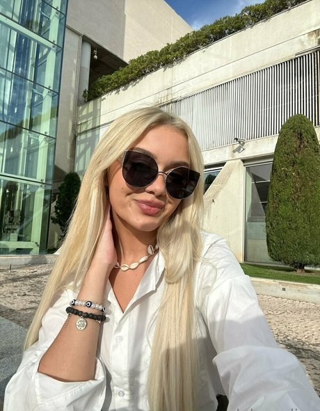 gwendolynceline beau modèle galeries