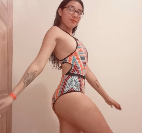 Dani Arce star du porno nue photos