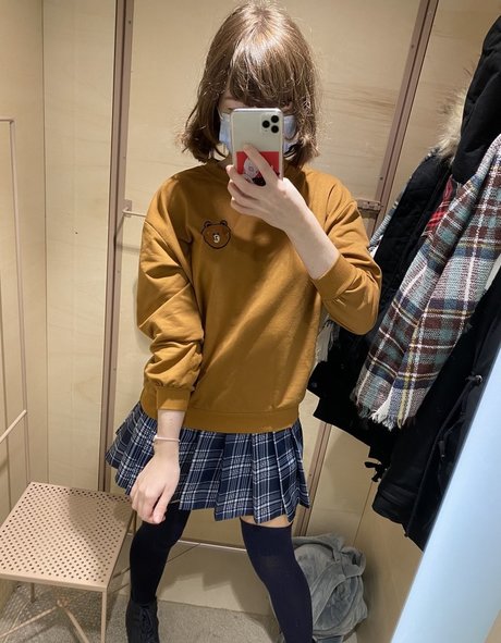 pom-pom girl asiatique onlyfans xxx nus collection