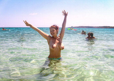 Bonnie Tawny joli modèle images